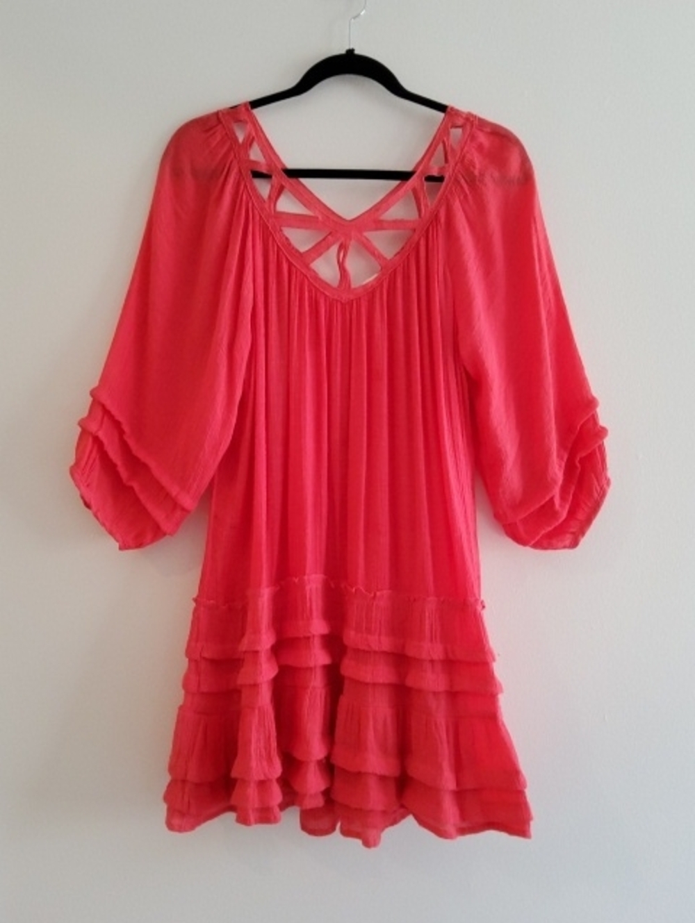 Umgee Coral Ruffle Mini Dress With Lattice Collar - Large